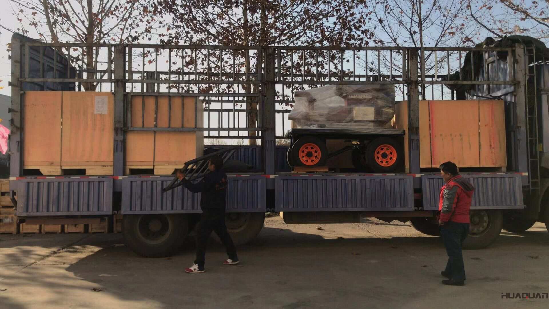 一臺20kw移動拖車柴油發電機組于11月27日從華全動力順利發往天津