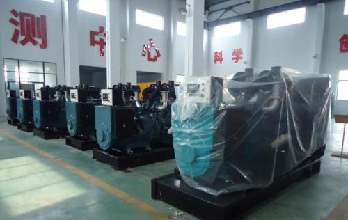 華全動力一臺50kw標(biāo)配柴油發(fā)電機組于2月15日順利發(fā)往河南省